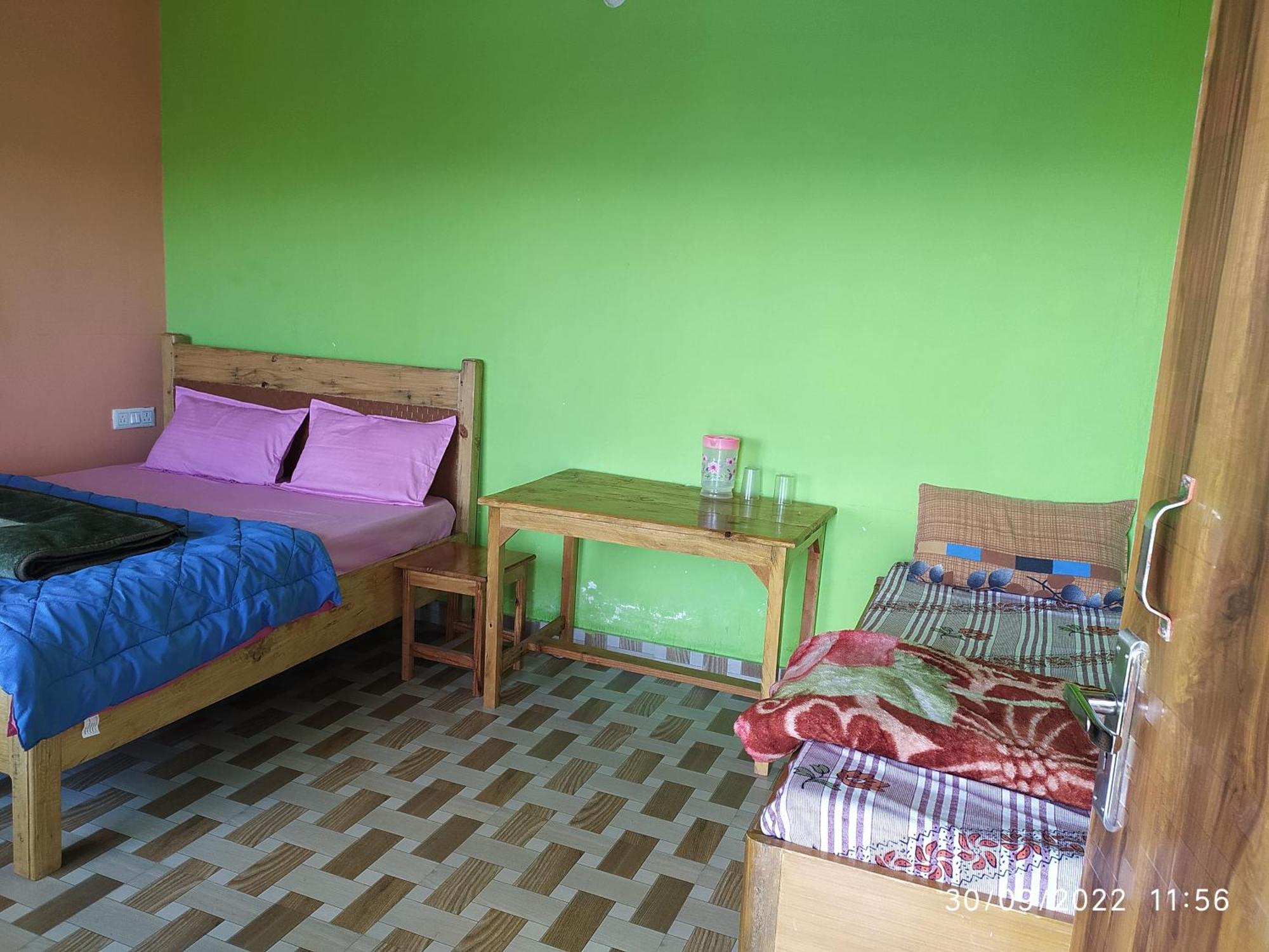 Mangalmurti Himalyan Homestay Hawalbagh Номер фото